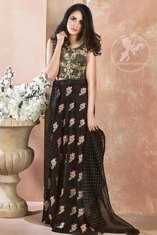 Black Embroidered Blouse Skirt - Banarsi Dupatta