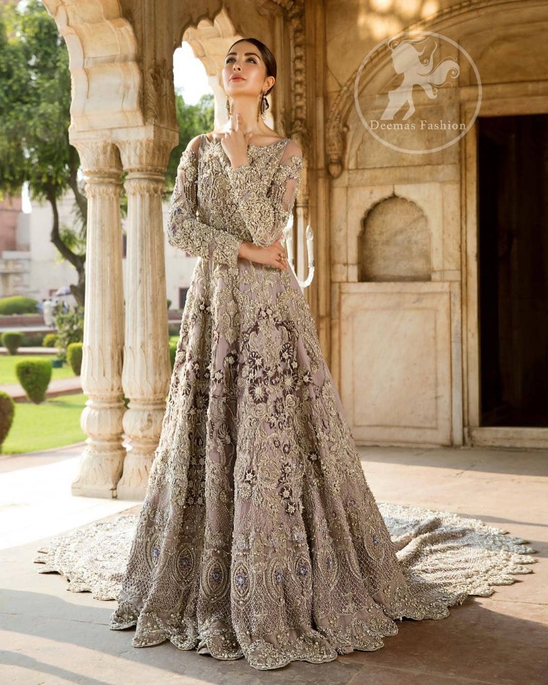 Redefine your style in this traditional and versatile ensemble ornamented with floral and geometric pattern embroidery furnished with kora, dabka, tilla, sequins, kundan, and pearls. It comes with brocade pajama. It is stunningly coordinated with Chiffon dupatta with embellished borders on all sides and sequins spray all over it.