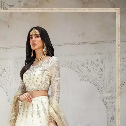 Designed with great expertise, the Ivory Blouse Lehenga is going to set you on a heavenly journey, full of comfort,