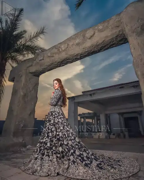 Crafted with love. This outfit is classically designed to make your memorable day beautiful as it should be. Unique craftsmanship