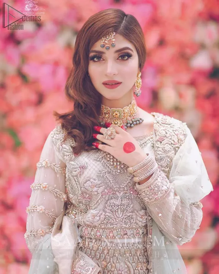 Tea Rose Lehenga Dupatta – Pastel Green Dupatta