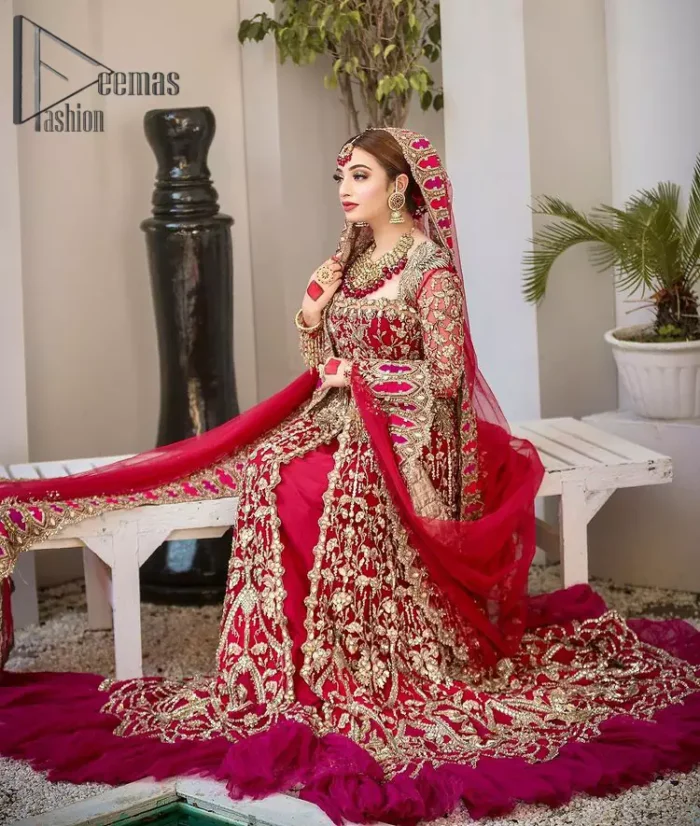 Red, is the colour of love being objective for your Big day. As every bride wants to feel as fresh as she is on her Big day so this frilled maxi is the final choice for her that is priceless. This red front open maxi is embellished with kora, dabka and tilla embroidery and its ruffled bottom gives even more enhancement to the article. This maxi is coordinated with an organza dupatta that is embellished with four-sided heavy lace that gives you the optimum feeling on your big day.