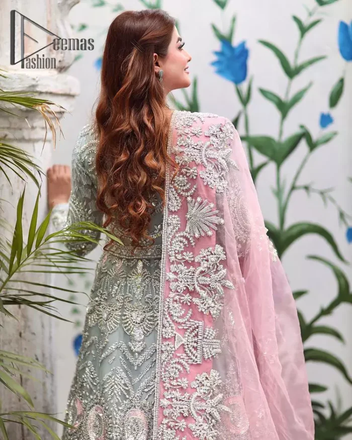 Need a quick fantastic pick for you Walima? So you're in the right place. DeemasFashion presents mint green heavy maxi that is delightfully ornamented with silver embroidery that includes kora, dabka, pearl and crystal work just to give you a lovely and pleasing look. In addition to this, the sweetheart neckline of the maxi is super stunning when comes to the combination of attractive full sleeves. It is coordinated with a pink dupatta that is embellished with four-sided beautiful embroidery just to steal your special one's heart on your walima day.