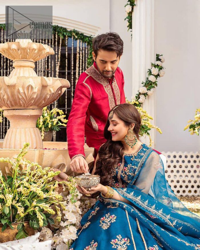Blue defines your beauty and glows your face at any event.  Starting this article with teal blue front open pishwas that are decorated with handsome golden embroidery placed like floral motifs. It is prominent with tilla, dabka, kora and Kundan to enhance the gold in blue. In addition to this, it is styled with a sleeveless and round neckline to make your day better and the best. The following pishwas are coordinated with a can-can lehenga whose border is again adorned with heavy embellishment  Complete this party look with a teal blue dupatta that is rendered with four-sided borders and floral motifs all over to put a glow on your face.