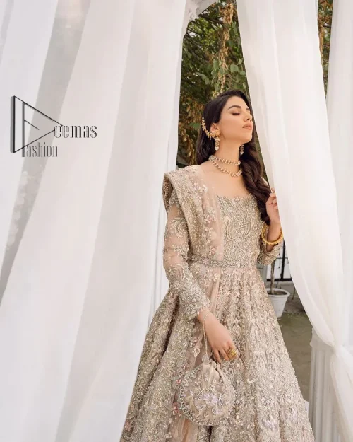 Begin your new life by wearing a dreamy nikah outfit of deemasFashion. Introduce this nikkah outfit with a light fawn