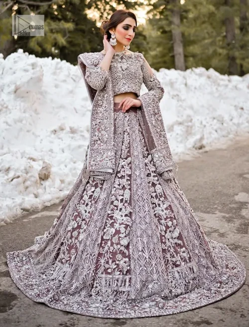 Complete this article with a dupatta having sequins sprayed all over.