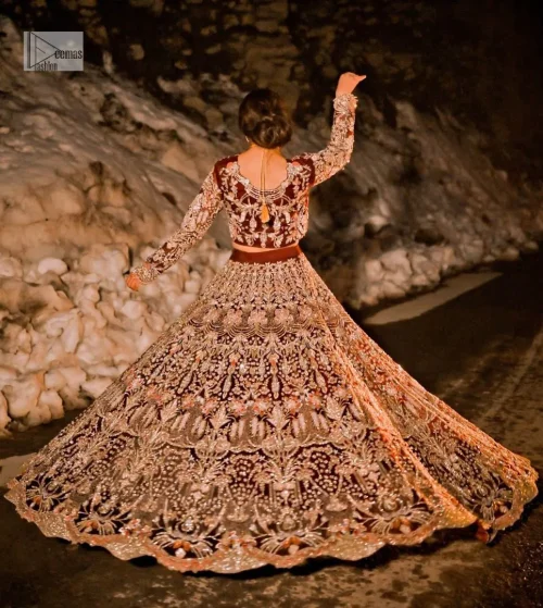 The rich, sophisticated color palette adds a touch of sophistication to your look, making you the star of the show.