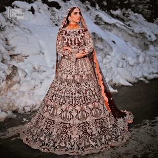 Elevate your Barat day with our exquisite reception outfit, a symbol of timeless elegance and grace.