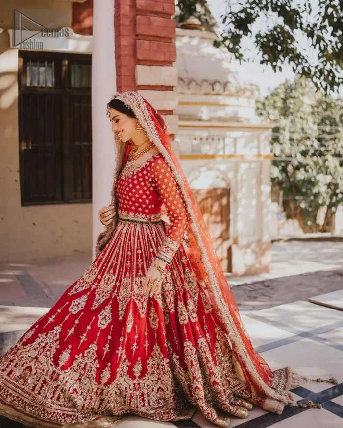 Elevate your wedding day with a touch of elegance and charm, as you shine in this extraordinary reception outfit.