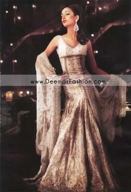 Pakistani Designer Wear Bridal Dress - White Embroidered Lehnga